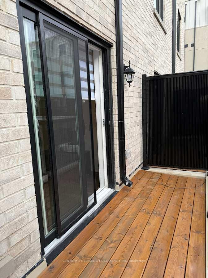 Room 5 - 9 Spruce Pines Crescent, Toronto 5