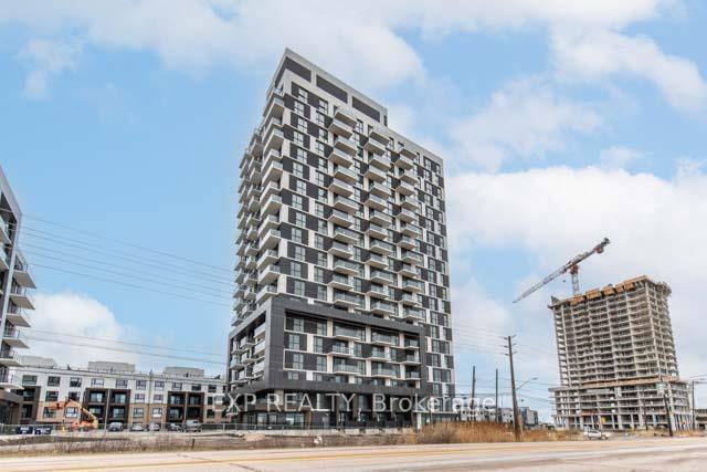 305 - 335 Wheat Boom Drive, Oakville 2