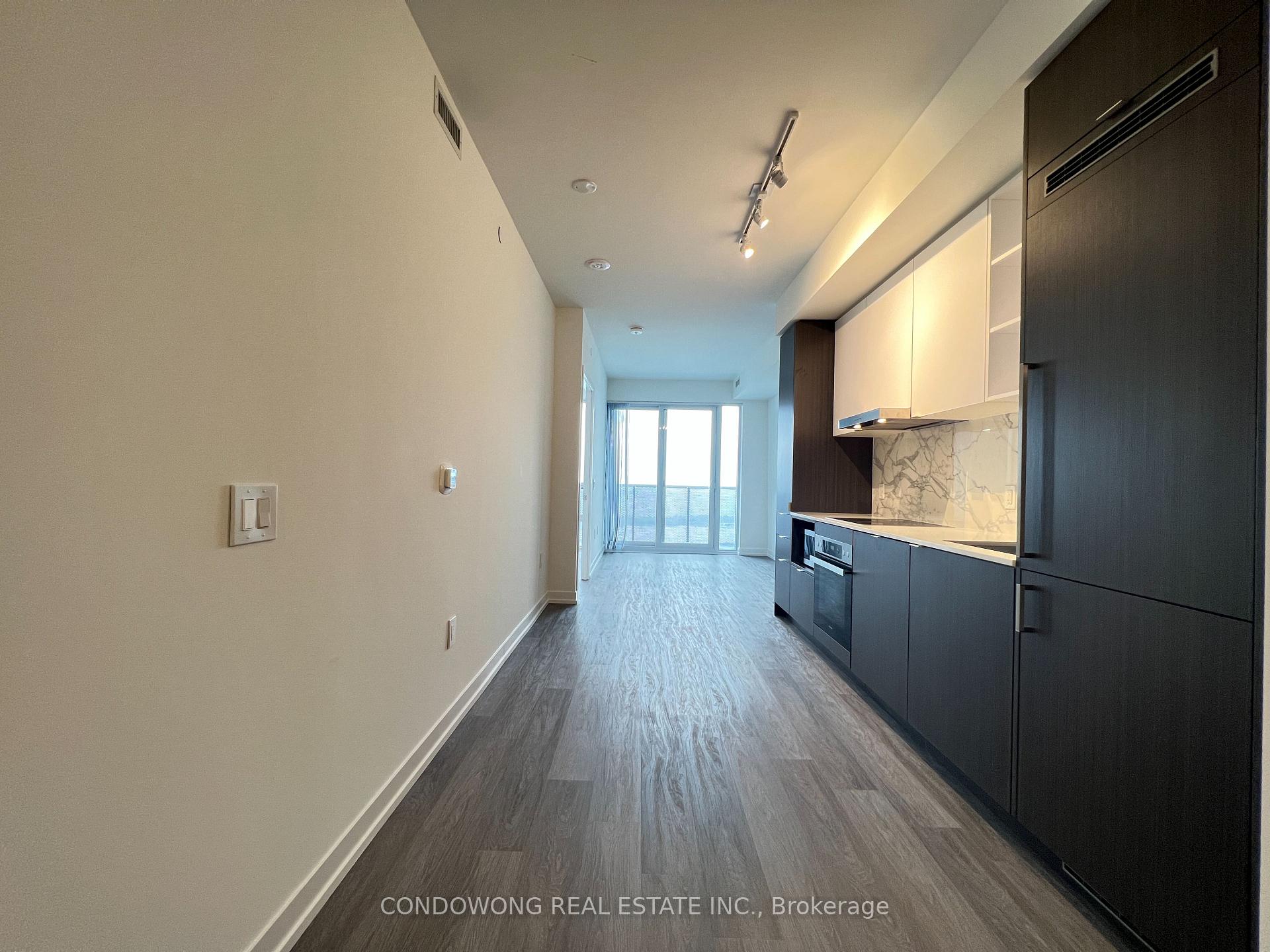7510 - 55 Cooper Street, Toronto 3
