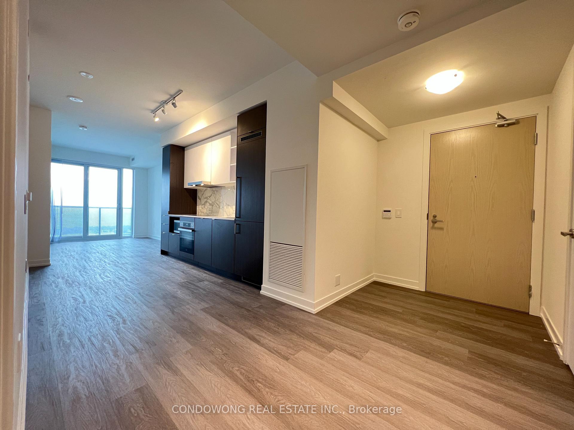 7510 - 55 Cooper Street, Toronto 2