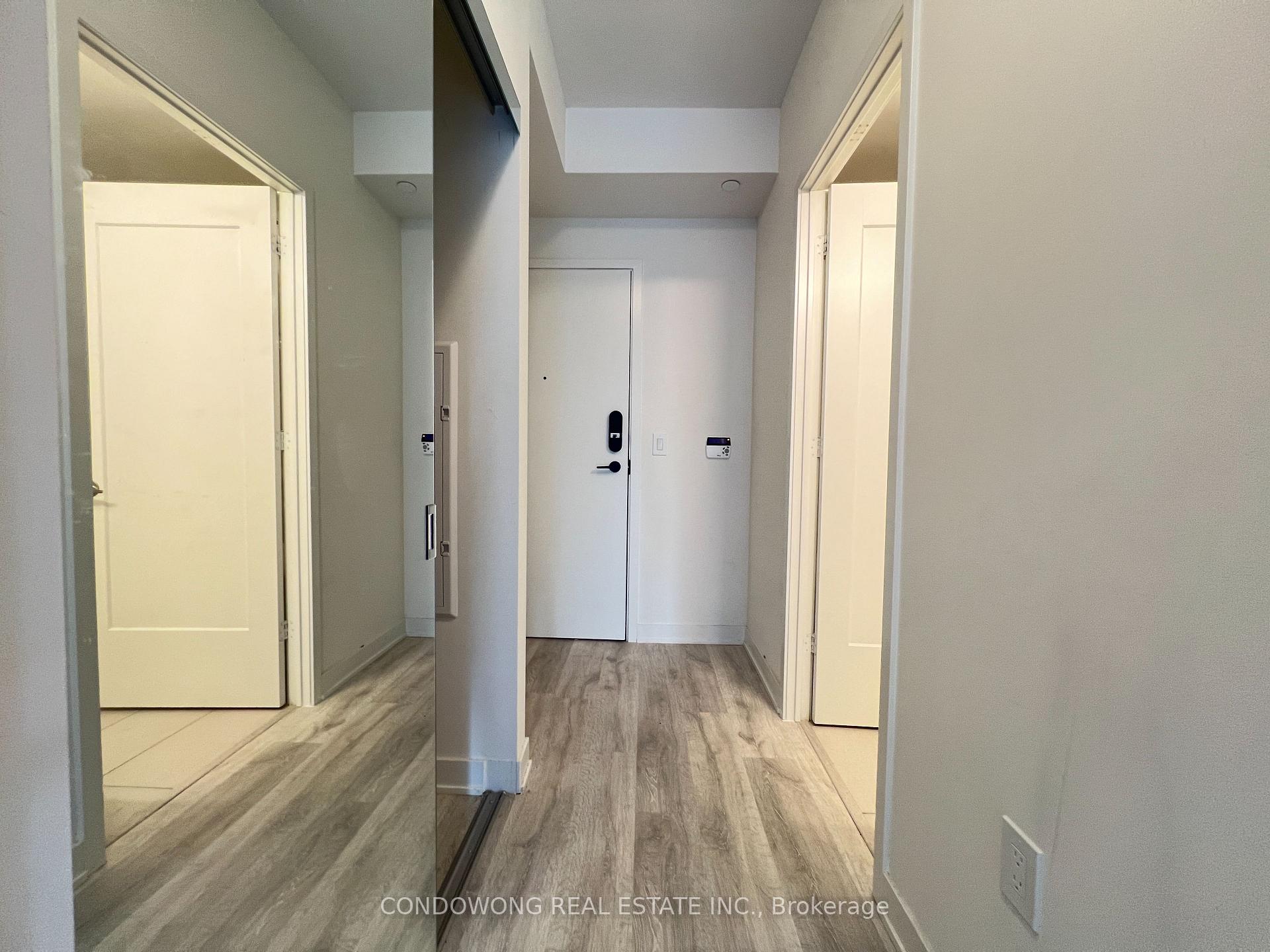 725 - 60 Princess Street, Toronto 3
