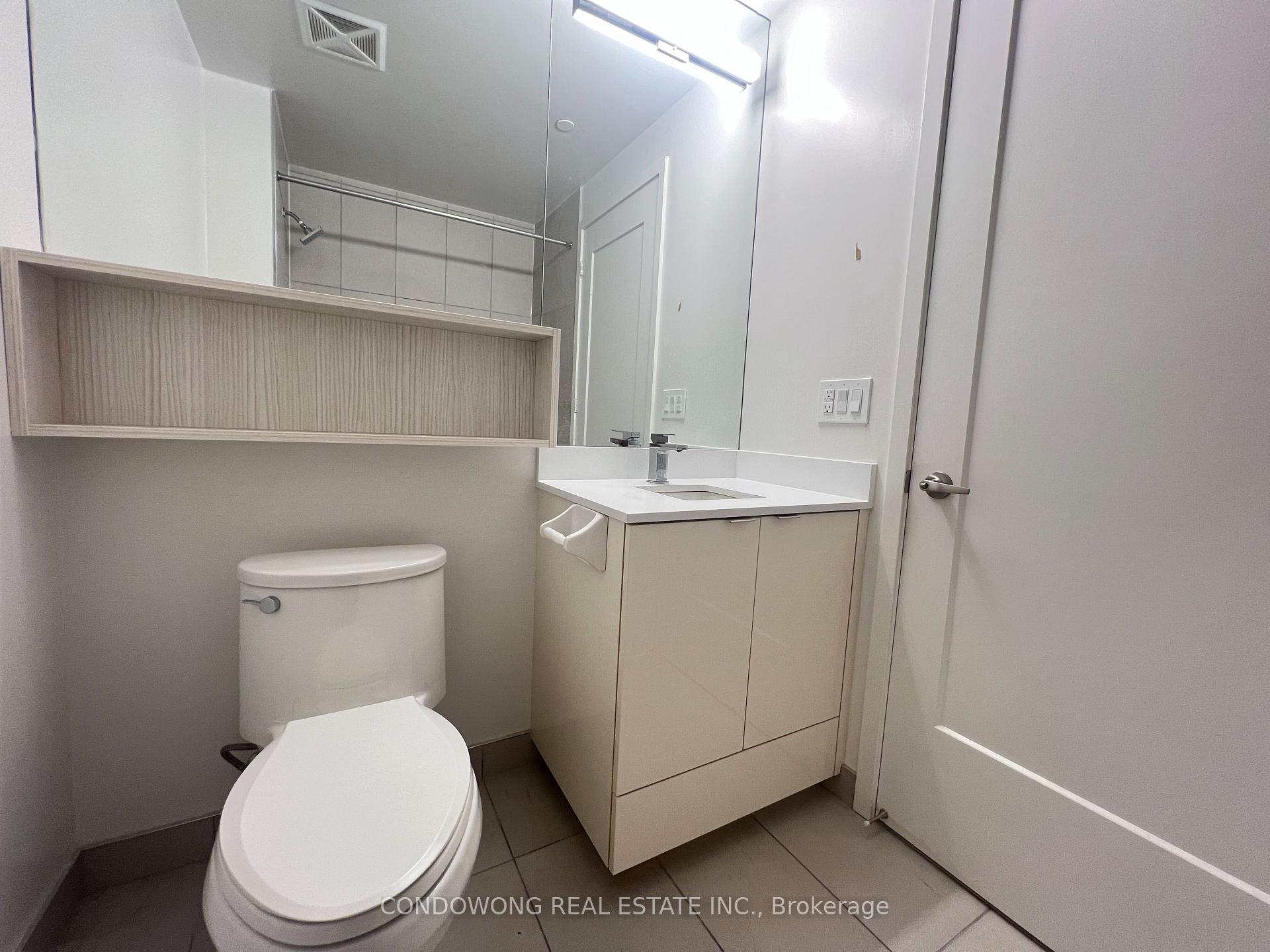 725 - 60 Princess Street, Toronto 5