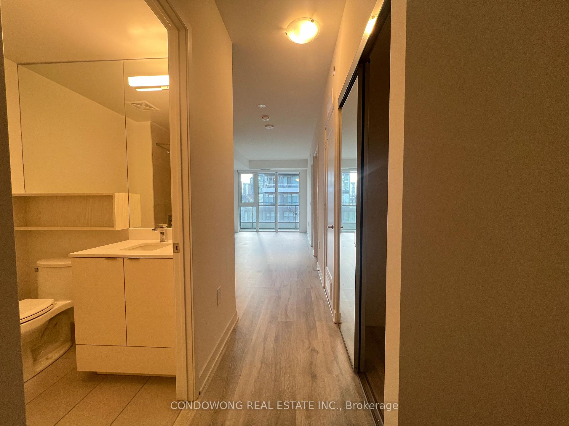 725 - 60 Princess Street, Toronto 2