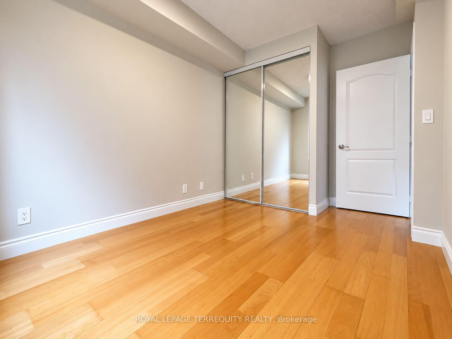 304 - 20 Collier Street, Toronto 4
