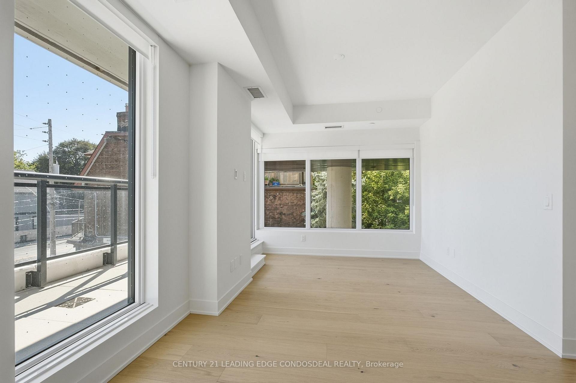 207 - 322 Dupont Street, Toronto 2