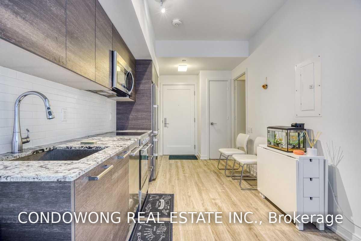 310 - 28 Wellesley Street E, Toronto 3