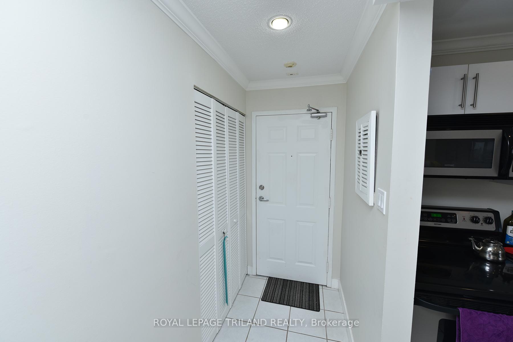 605 - 75 HUXLEY Street, London South 4