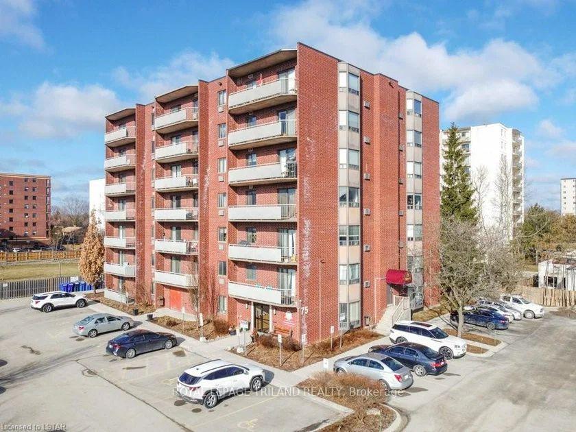 605 - 75 HUXLEY Street, London South