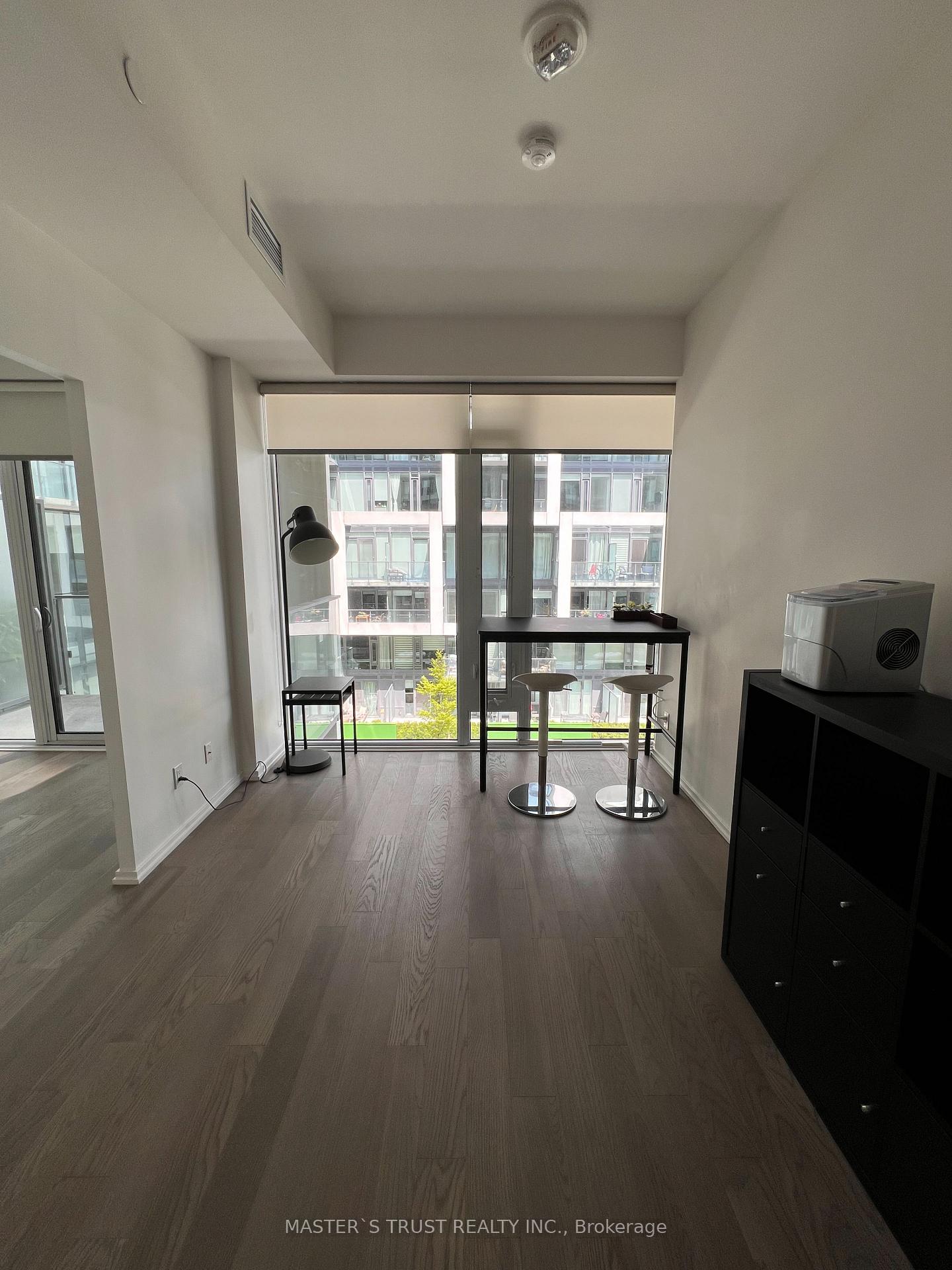 943 - 8 Hillsdale Avenue E, Toronto 2
