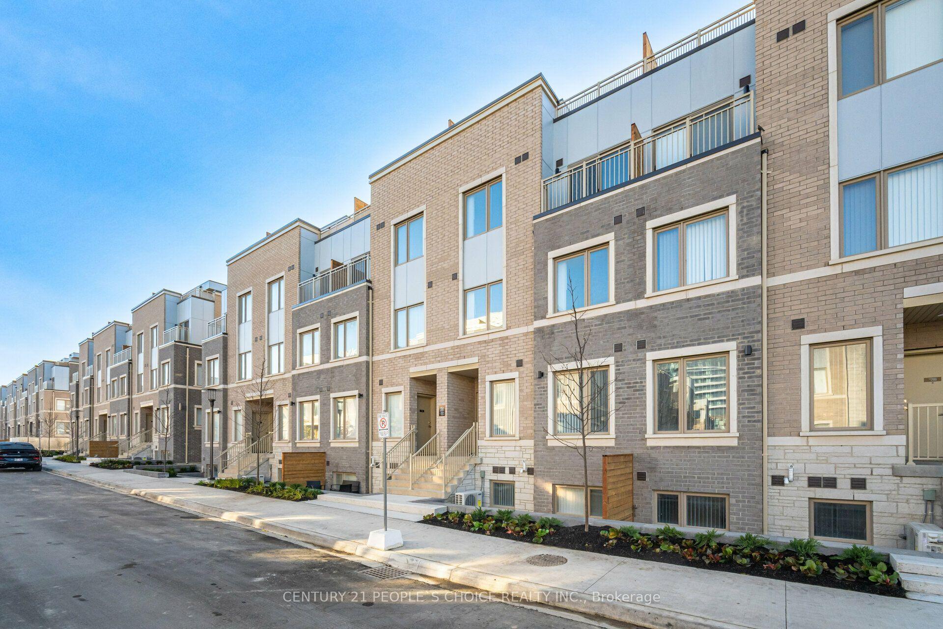 TH263 - 150 Honeycrisp Crescent N, Vaughan 2