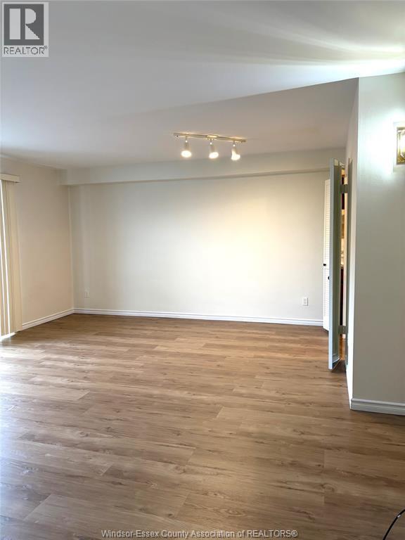 8591 RIVERSIDE DRIVE East Unit#, Windsor 5
