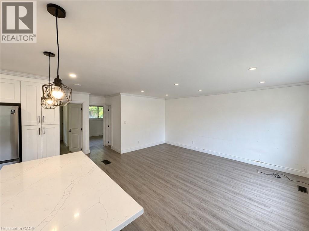 84 WEBER Street S, Waterloo 3