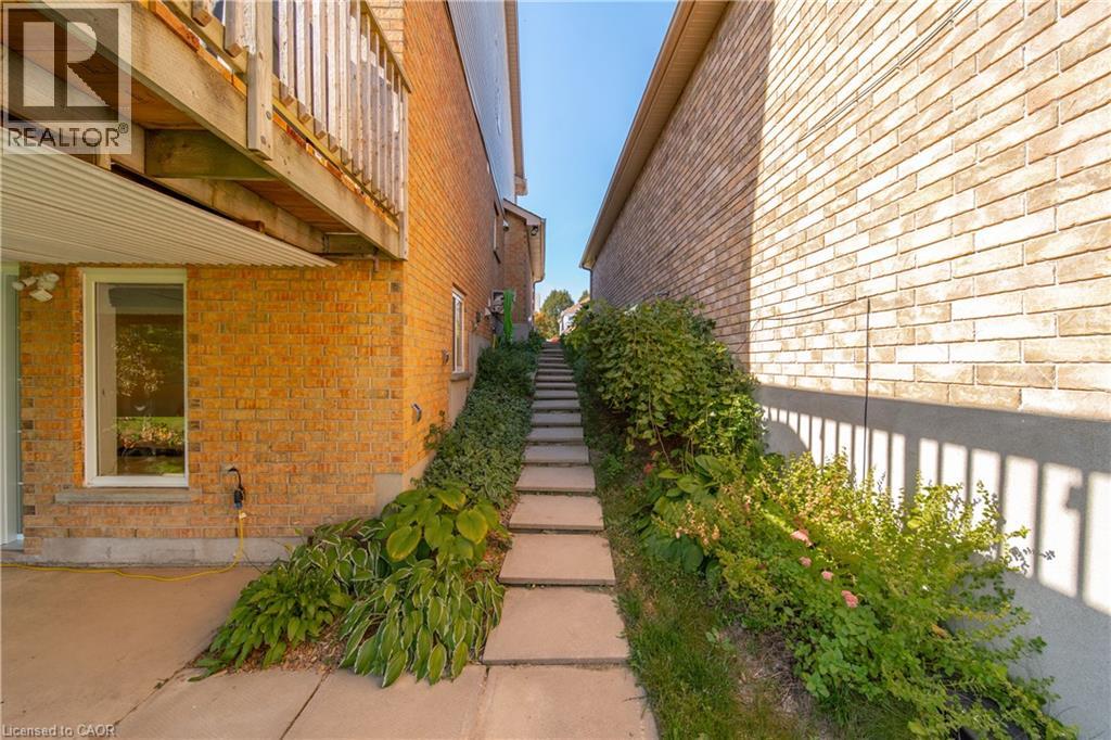 Lower - 69 SOUTHCREEK Trail Unit# Lower, Guelph 3