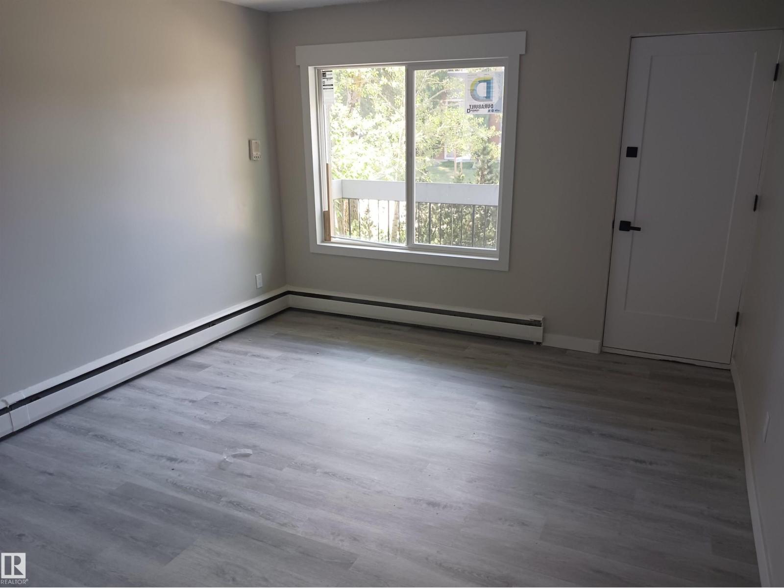 #2 10045 154 ST NW, Edmonton 2