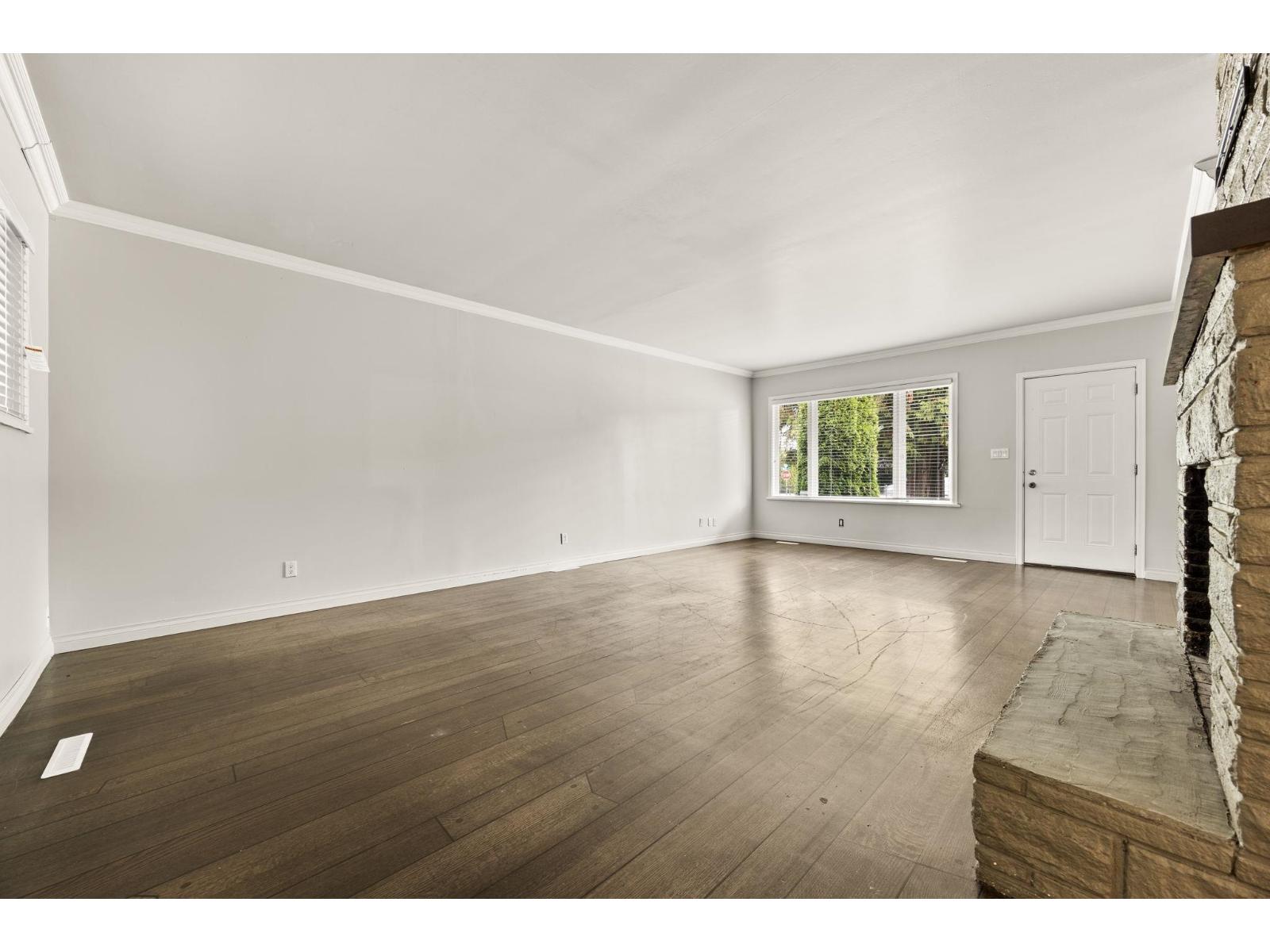 8495 164 STREET, Surrey 3