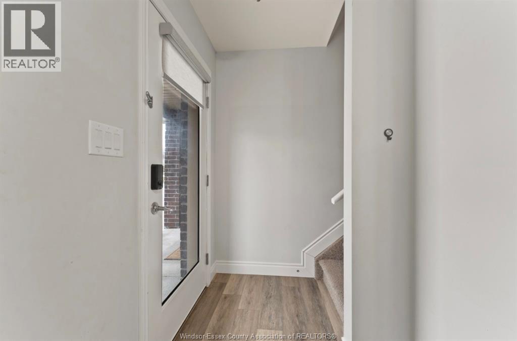 204 BEECHWOOD Unit# 2, Lakeshore 2