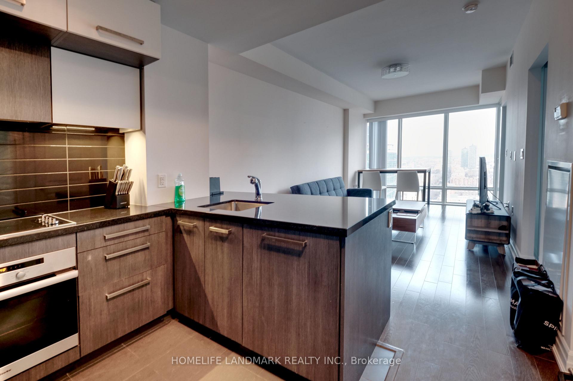 2910 - 8 The Esplanade, Toronto 4