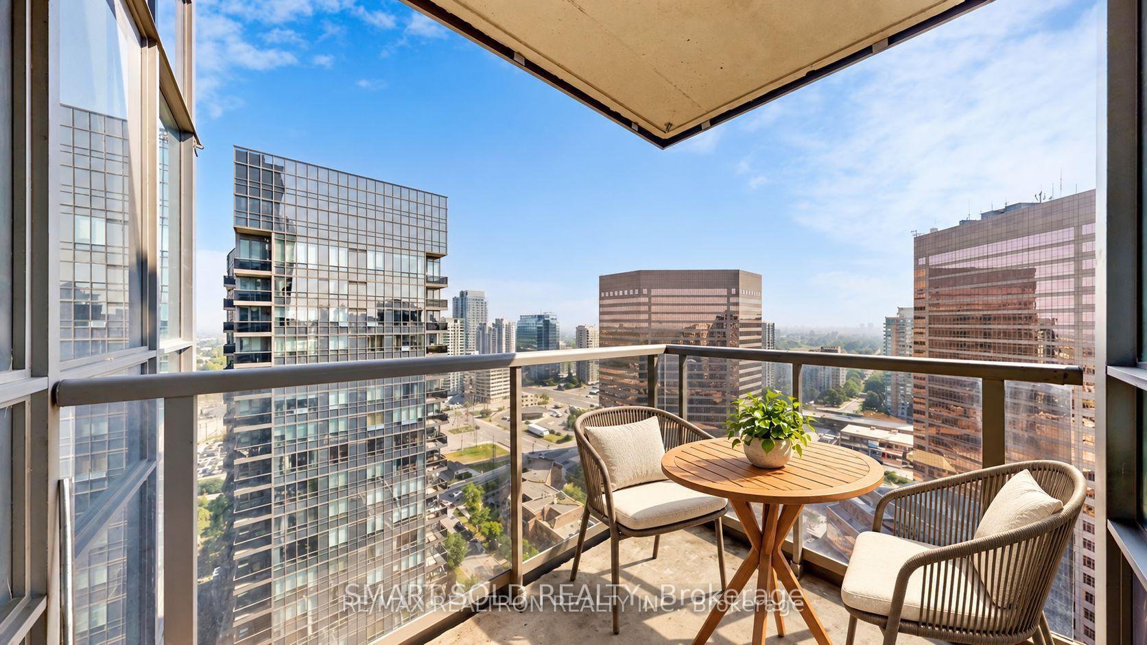 2413 - 15 Greenview Avenue, Toronto 4