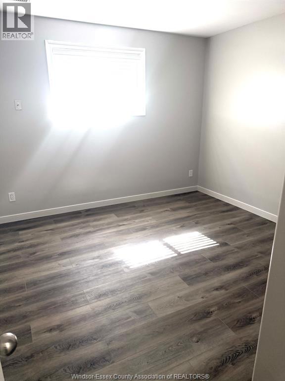 211 BRANTON Unit# LOWER, Lakeshore 4