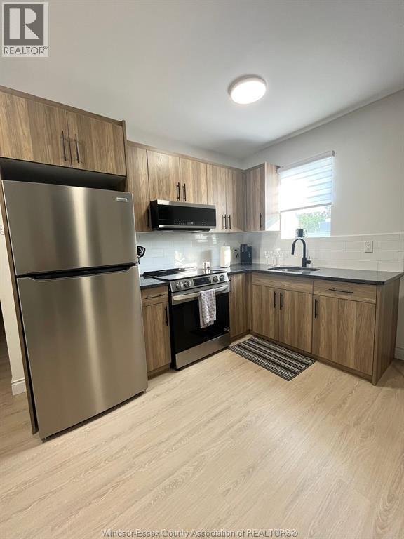 808 OTTAWA STREET Unit# 4, Windsor 3
