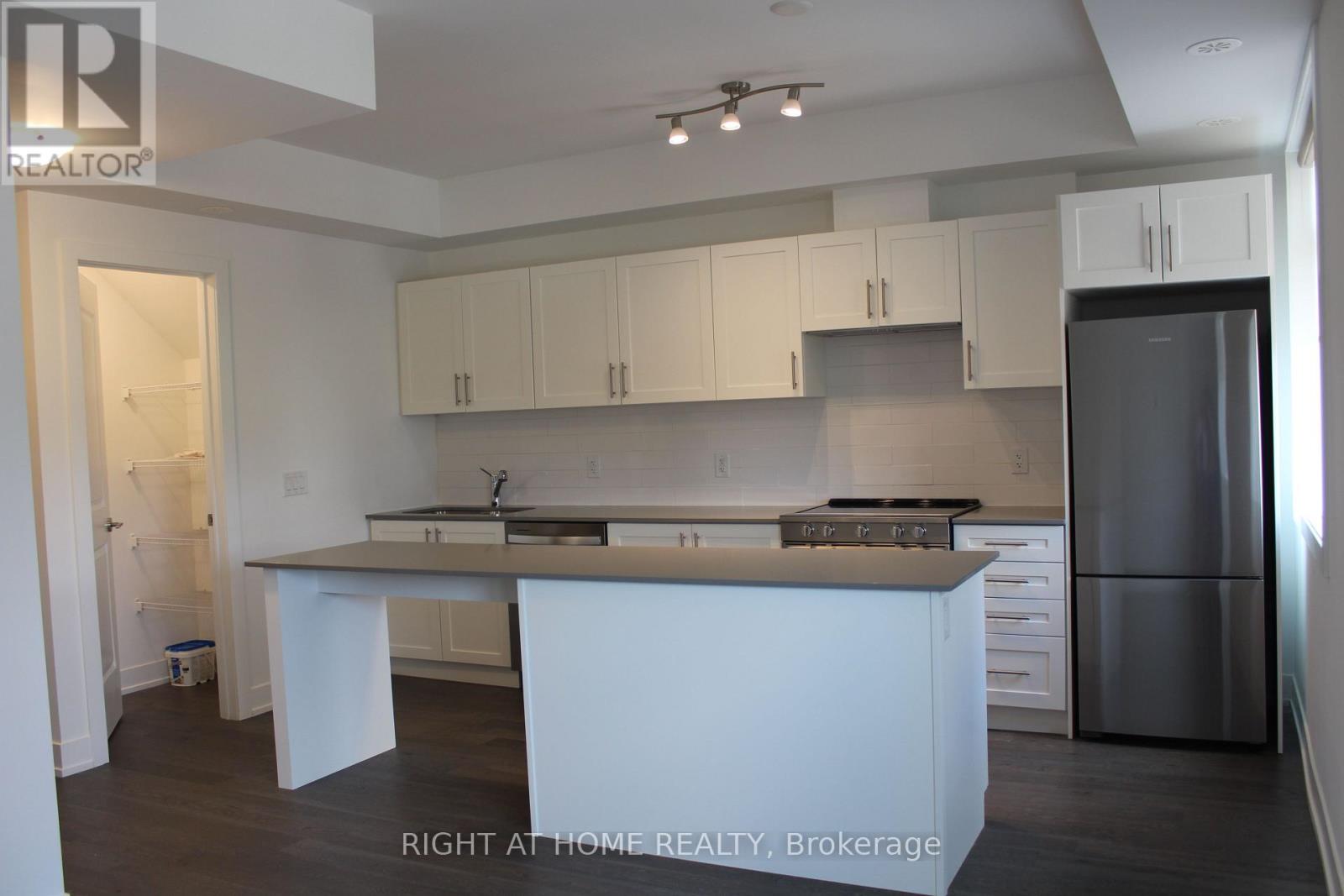 249 - 1075 Douglas Mccurdy Common, Mississauga 4