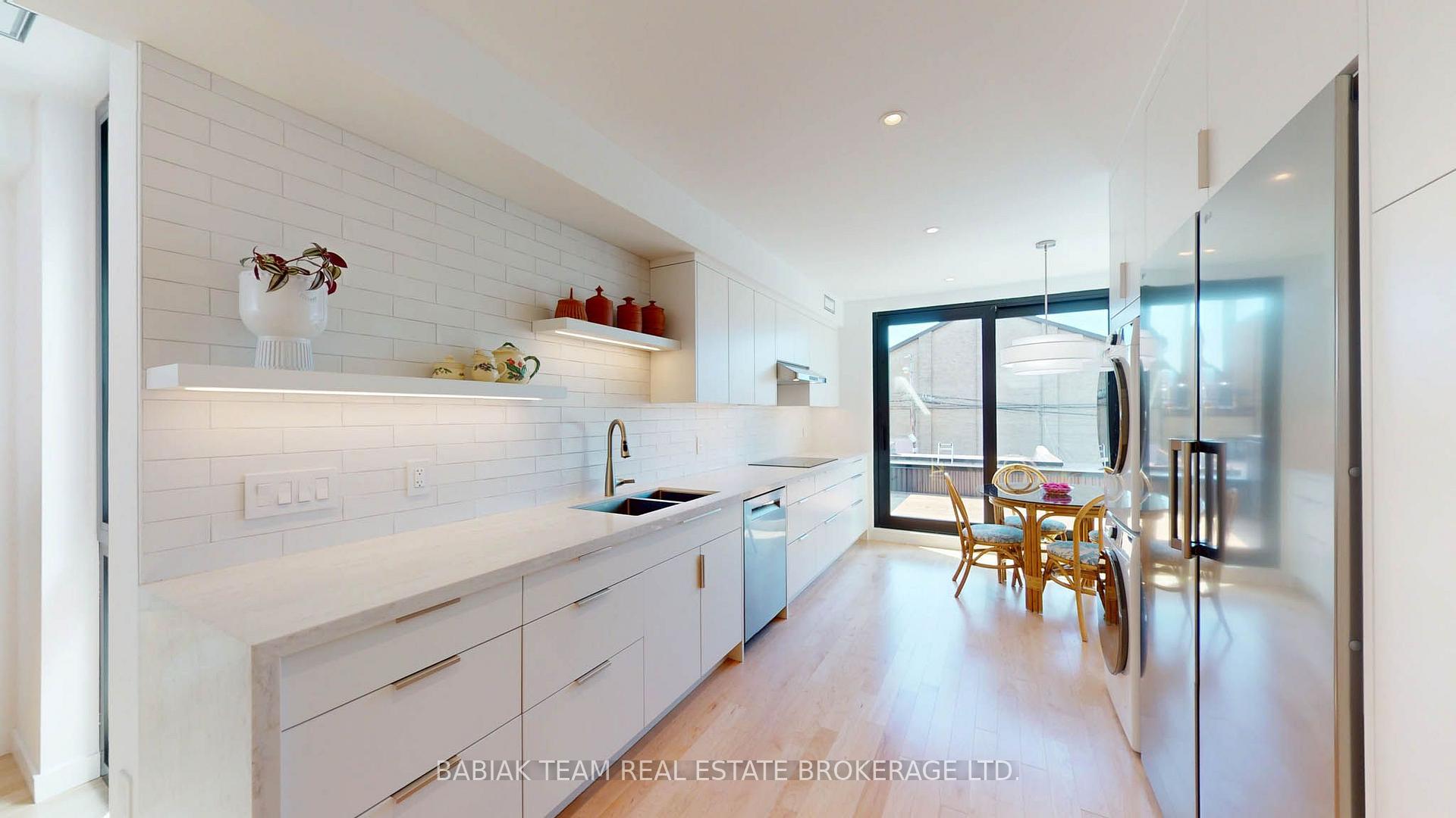 Upper - 149 Maria Street, Toronto 3