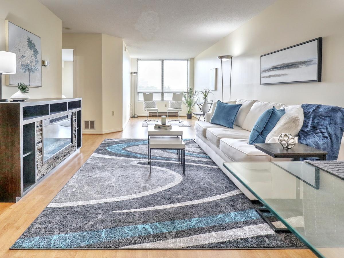 304 - 695 Richmond Street London East Ontario Canada Sale residential Mike Van Steensel RE/MAX Advantage Realty Ltd., Brokerage*