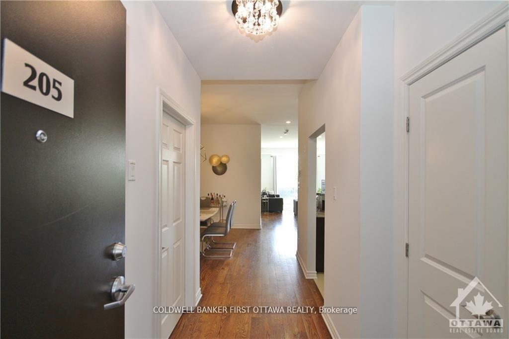 205 - 500 CLARIDGE Drive, Ottawa 4