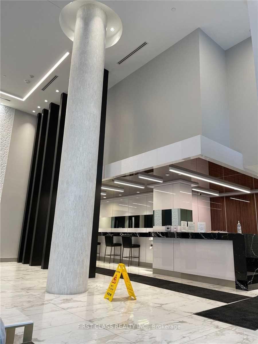 408 - 32 Forest Manor Road, Toronto 2