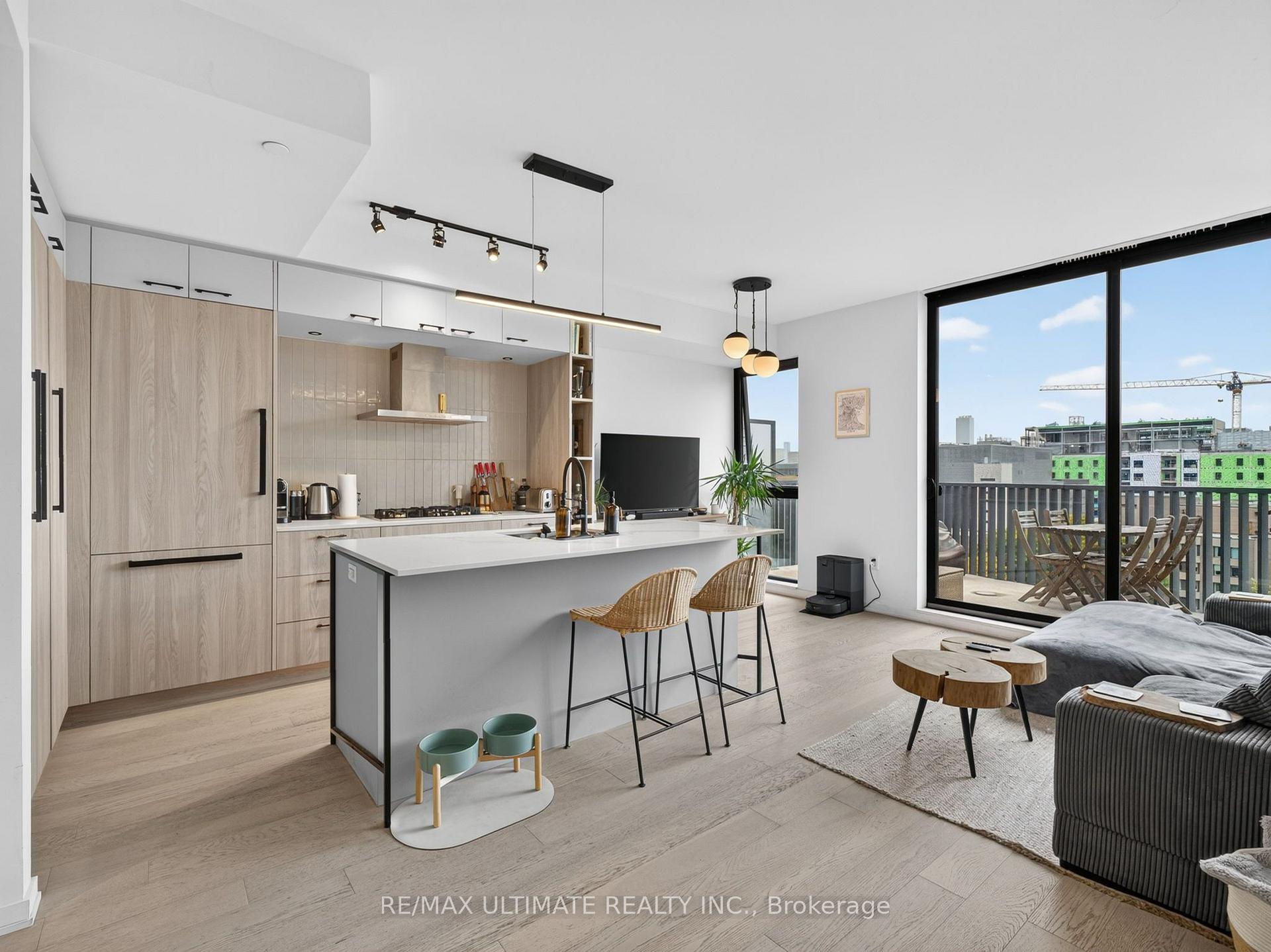 903 - 41 Dovercourt Road Toronto Ontario Canada Rent residential Welcome To Realtor Doctor RE/MAX Ultimate Realty Inc., Brokerage *