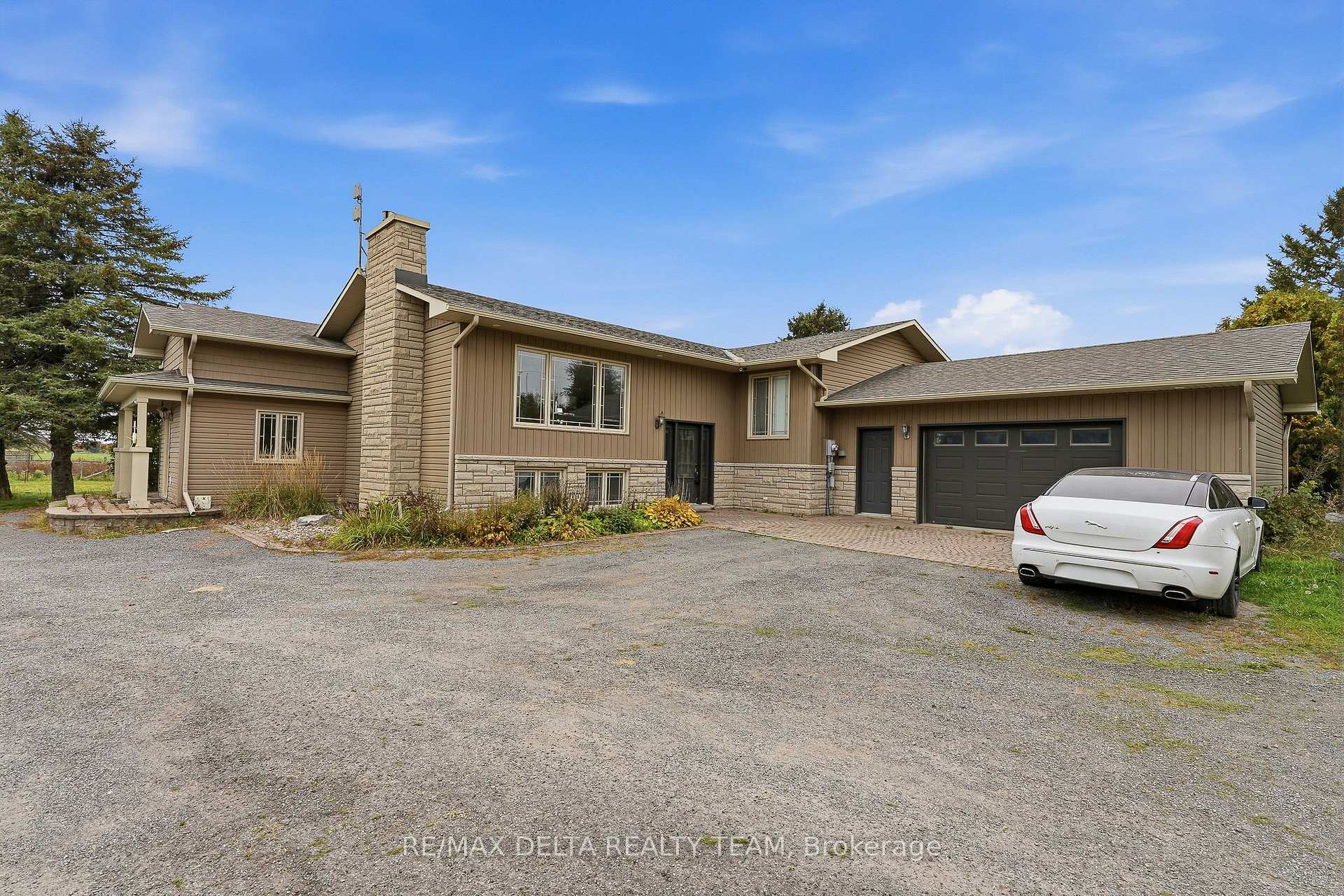 4806 Frank Kenny Road, Ottawa 2