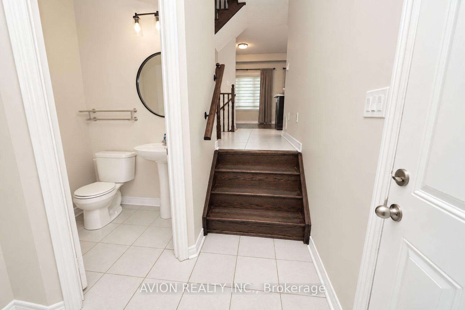 63 Forsyth Crescent N, Barrie 2