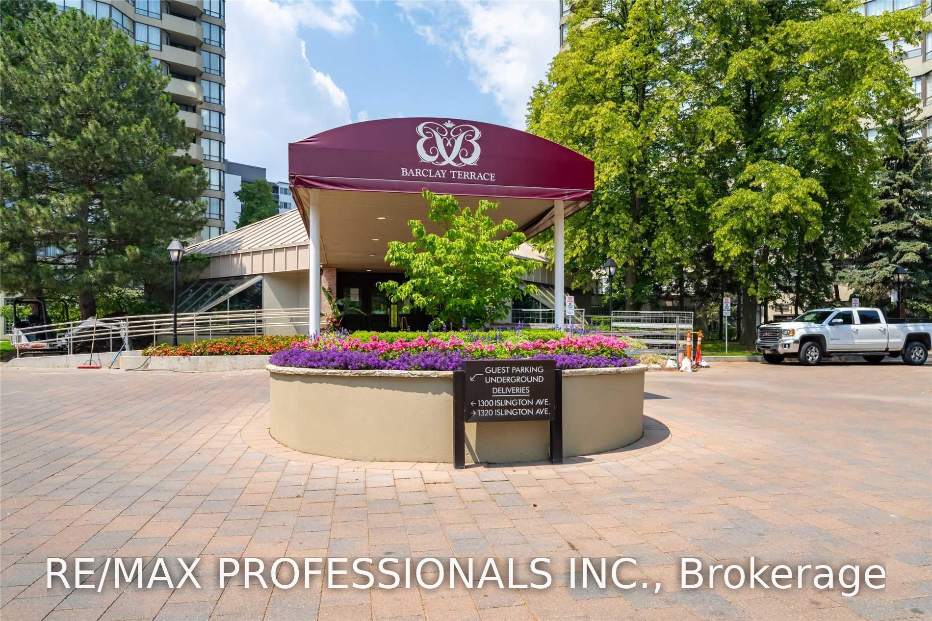 809 - 1300 Islington Avenue, Toronto 2