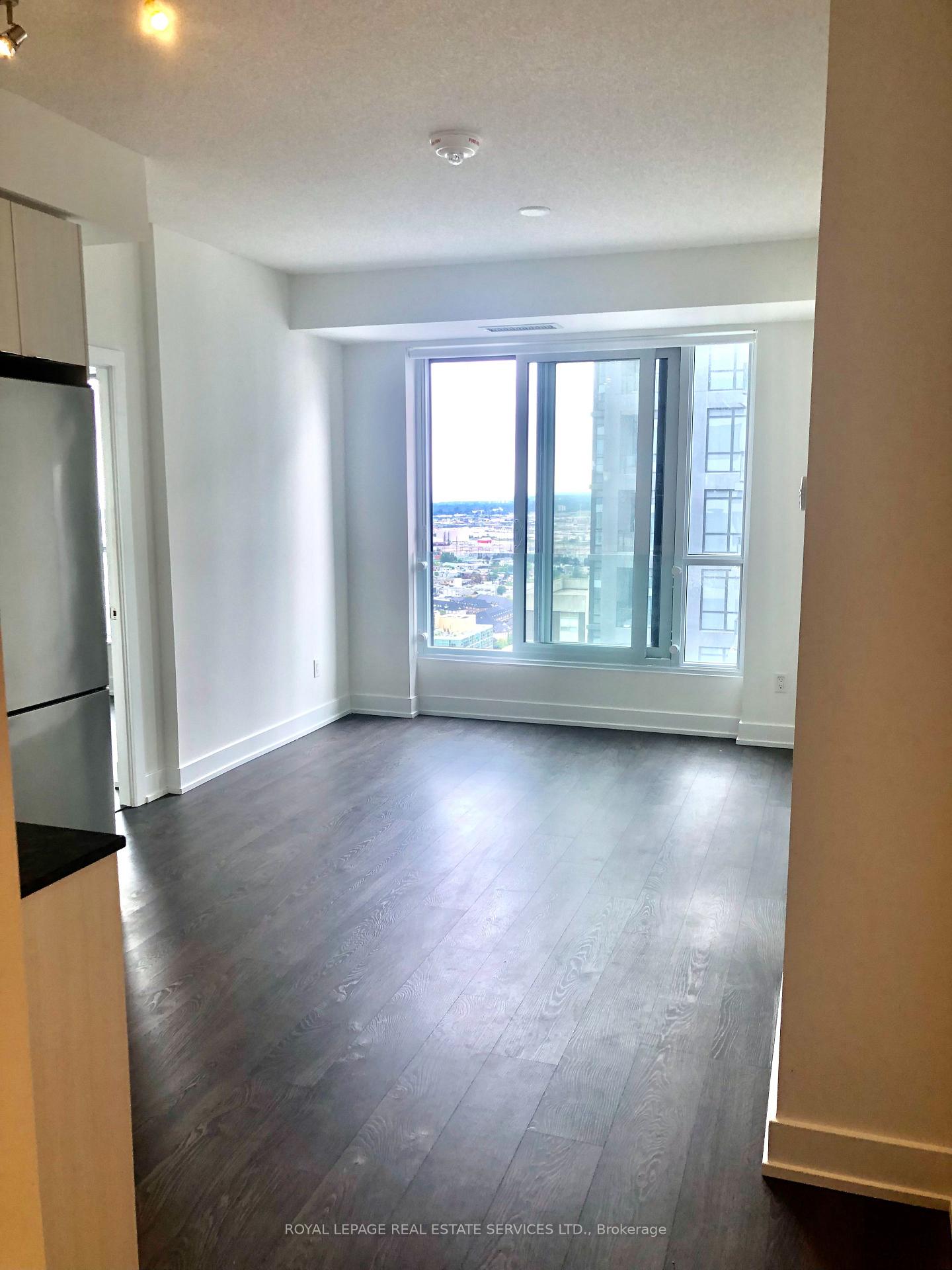 3301 - 7 Mabelle Avenue, Toronto 5
