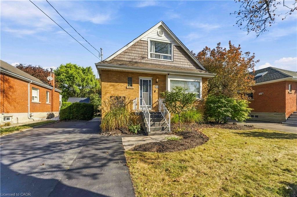 Main Floor - 41 Sharon Avenue, Hamilton 4