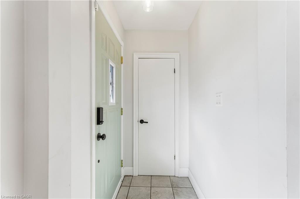 Main Floor - 41 Sharon Avenue, Hamilton 5