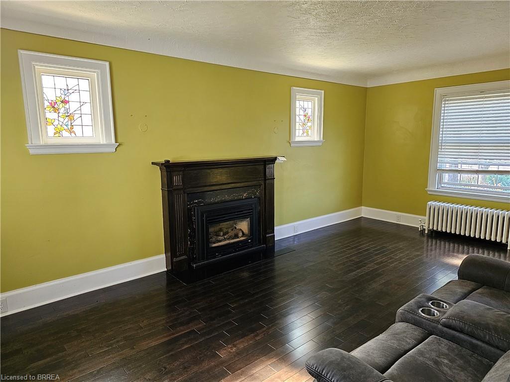 326 Erie Avenue, Brantford 5