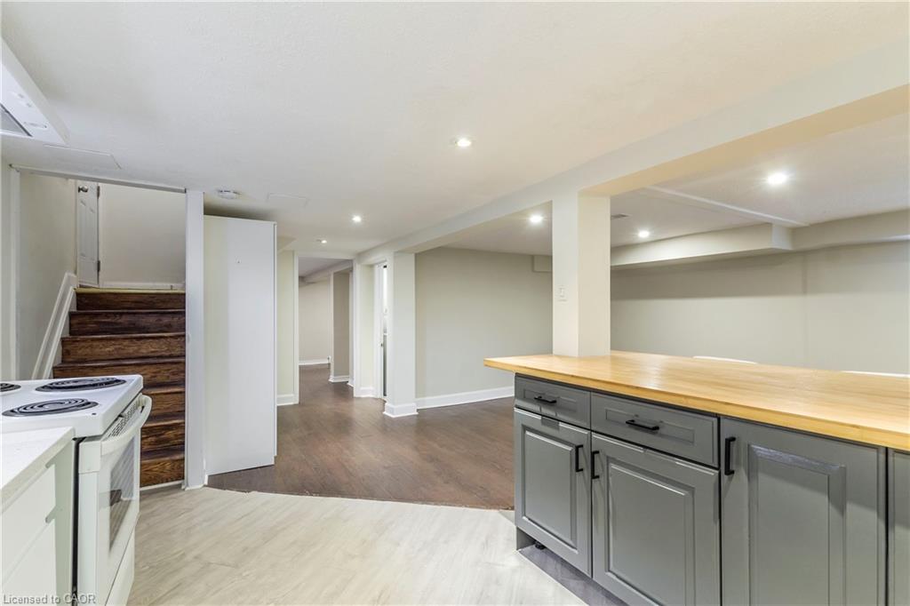 Lower - 146 Glencarry Avenue, Hamilton 5