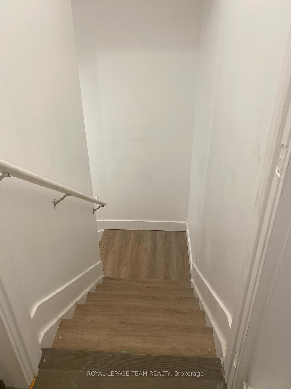 Bsmnt - 684 Fenwick Way, Ottawa 2
