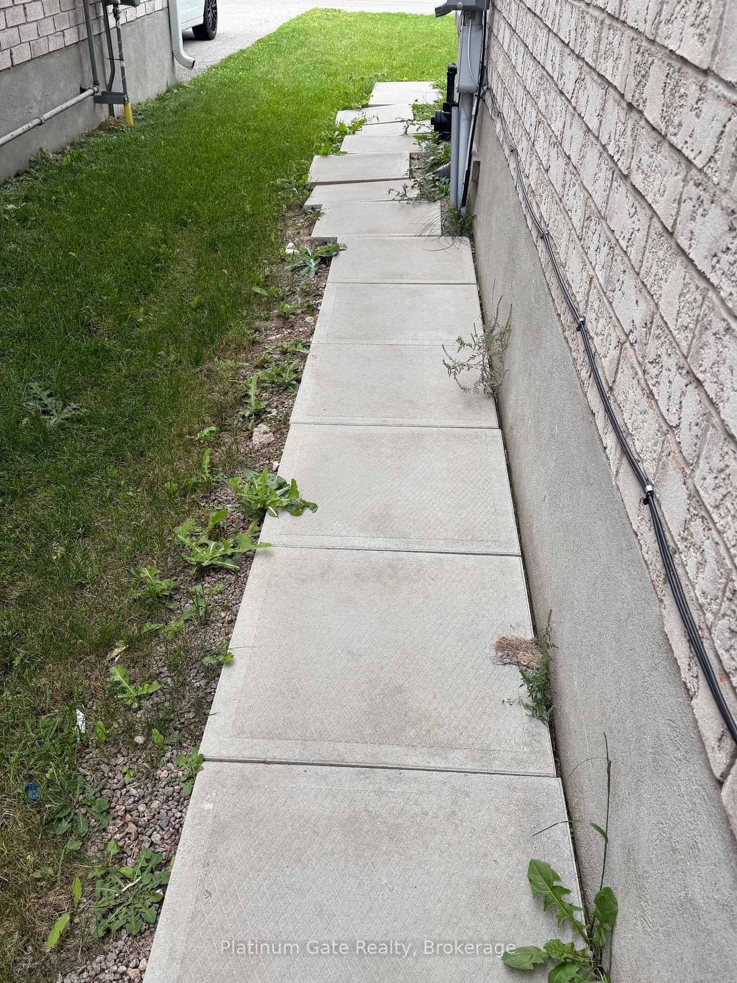 827 Cedar Parkway, London North 3