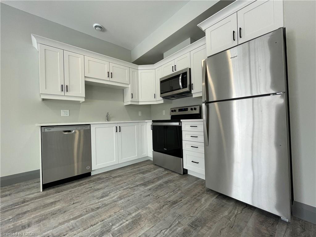 301 - 600 Norfolk Street, Simcoe 2