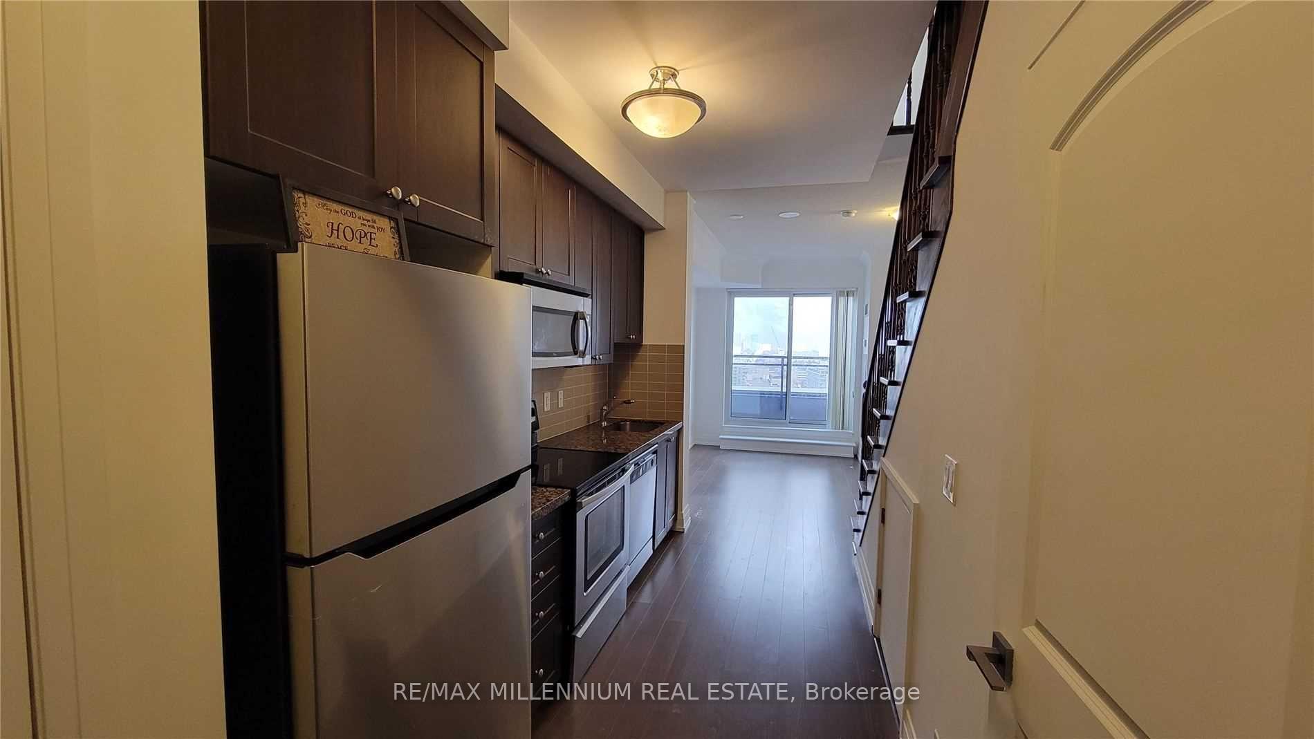 Ph08 - 1060 Sheppard Avenue, Toronto 4
