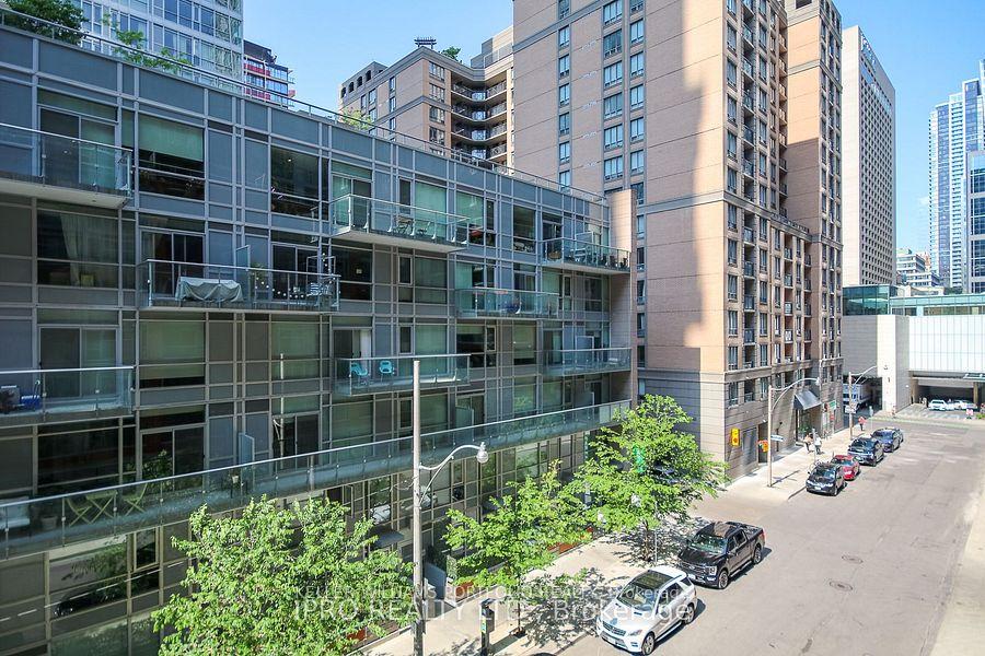 420 - 21 Nelson Street, Toronto 4