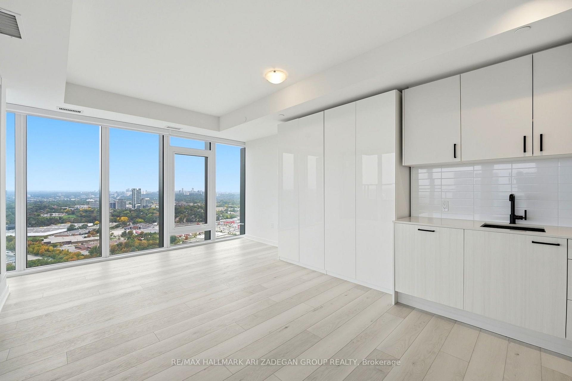 3807 - 1 Quarrington Lane, Toronto 2