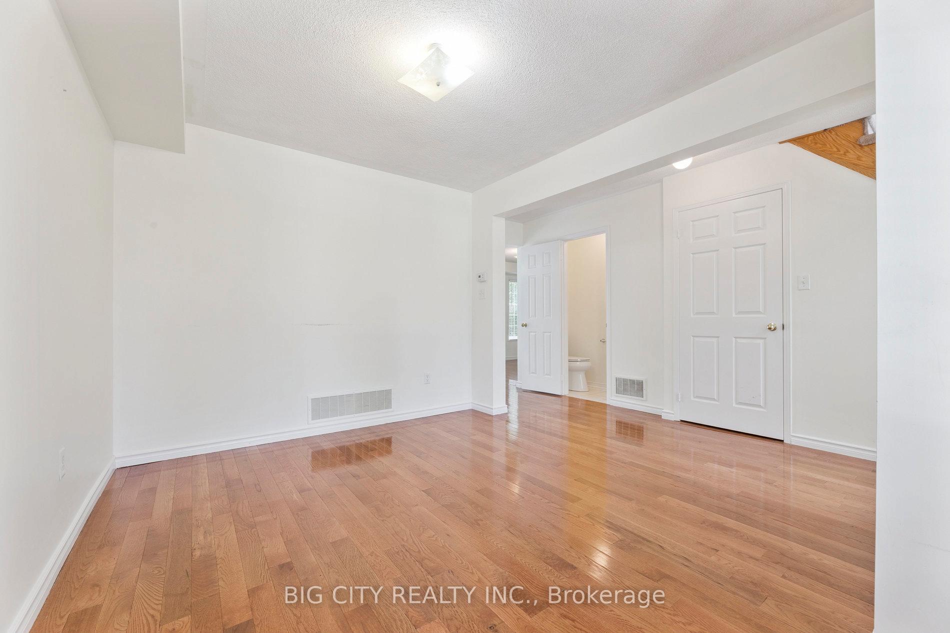 Upper - 23 Angier Crescent, Ajax 5