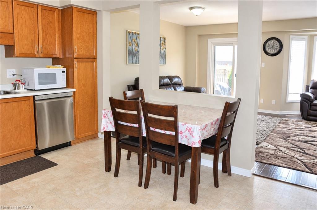 2 - 525 Oakvale Drive, Waterloo 4