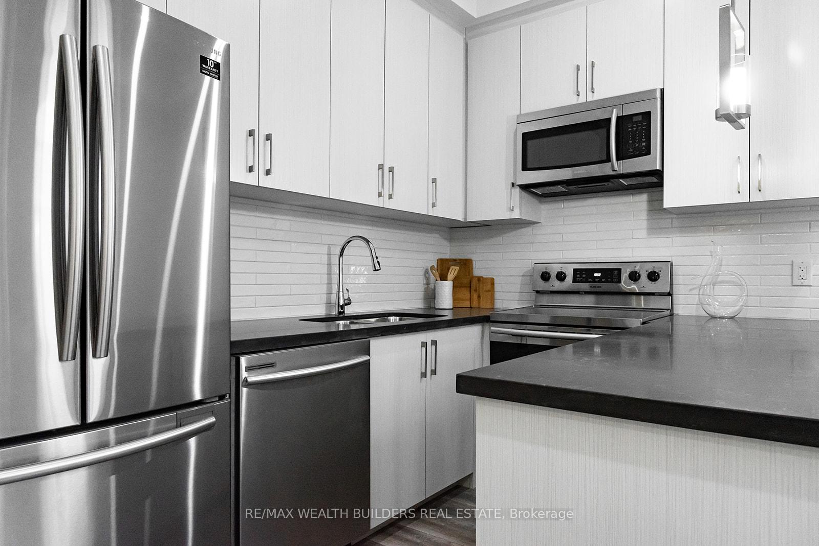 6 - 207 Jarvis Street, Toronto 2