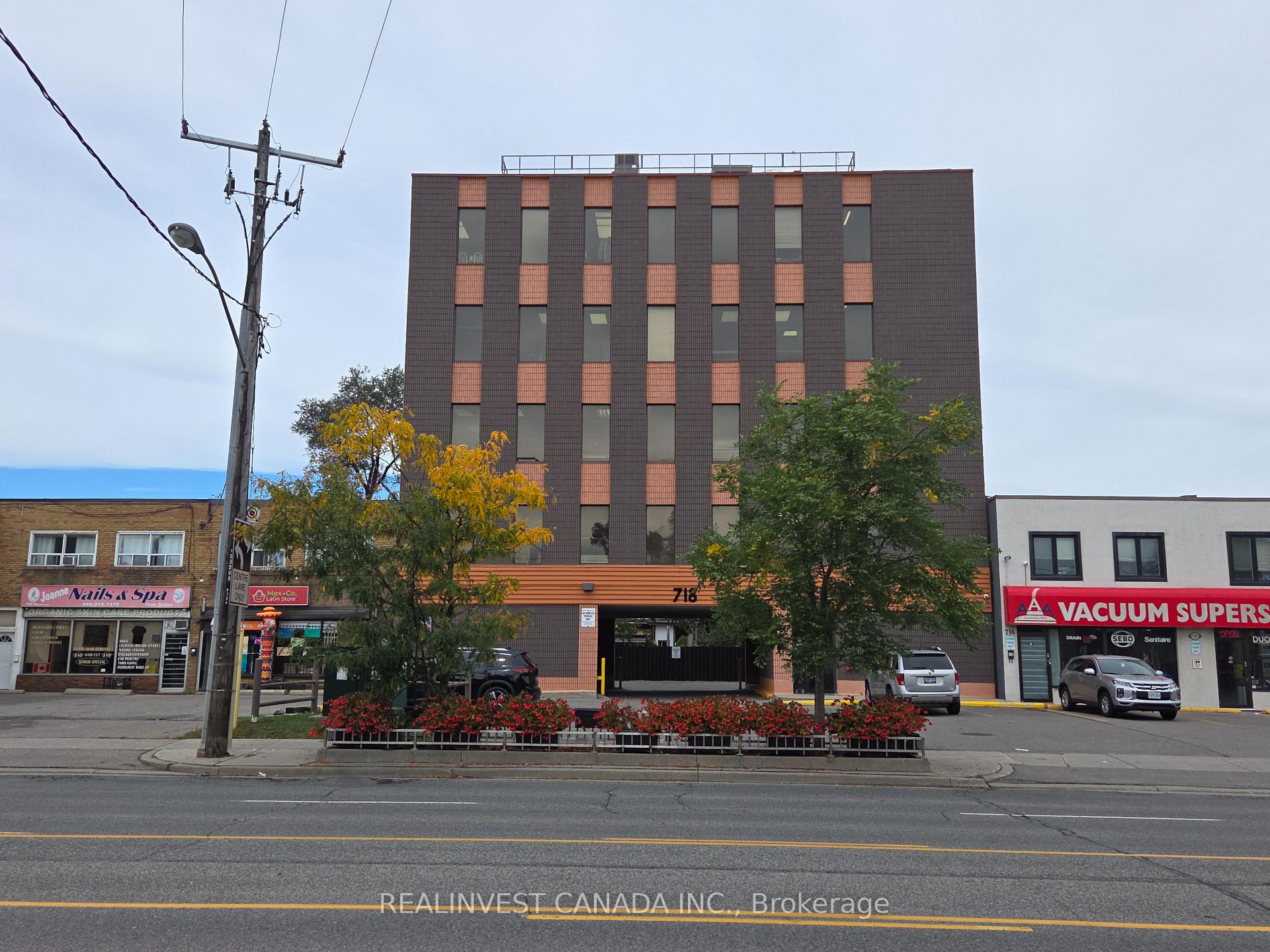 201 - 718 Wilson Avenue Toronto Ontario Canada Lease commercial Silvia Di Monte Realinvest Canada Inc., Brokerage*