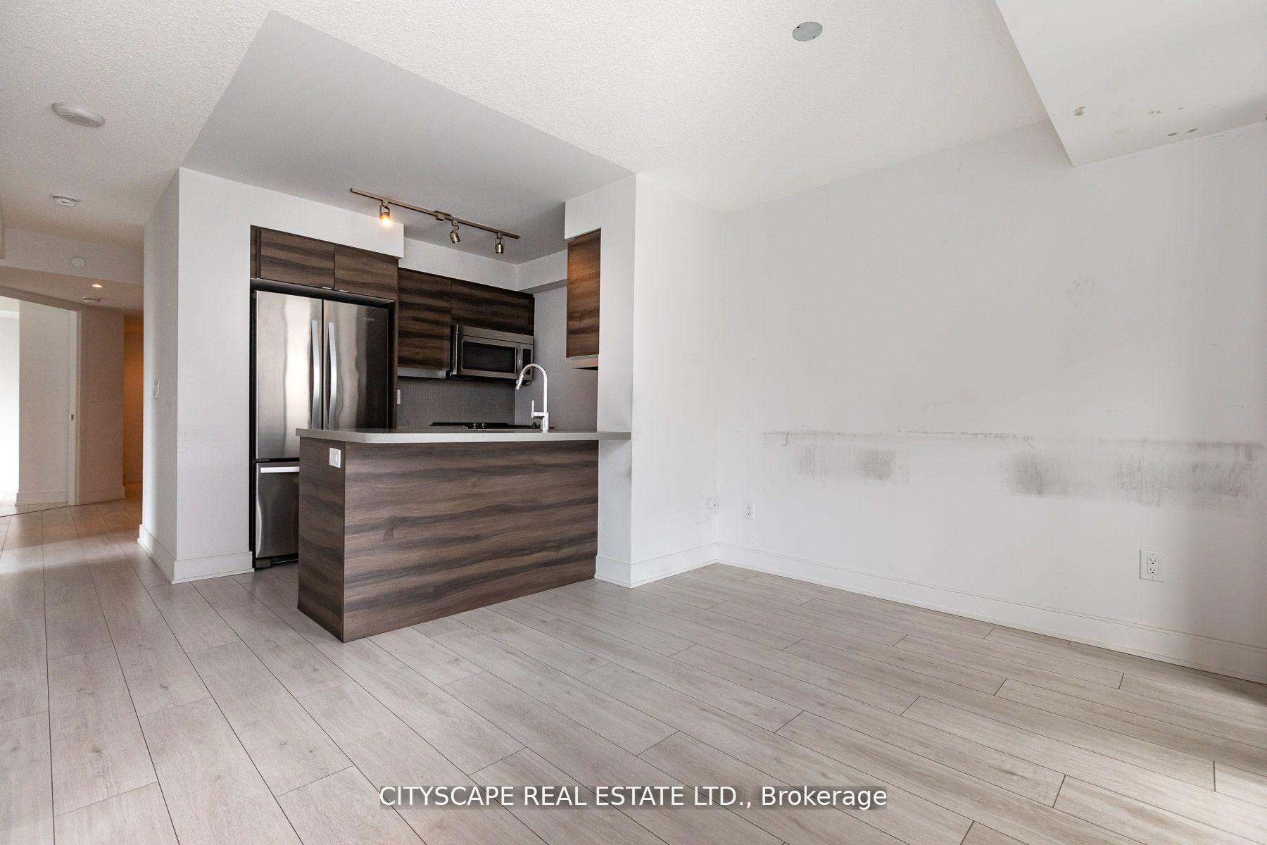 315 - 525 Adelaide Street W, Toronto 3