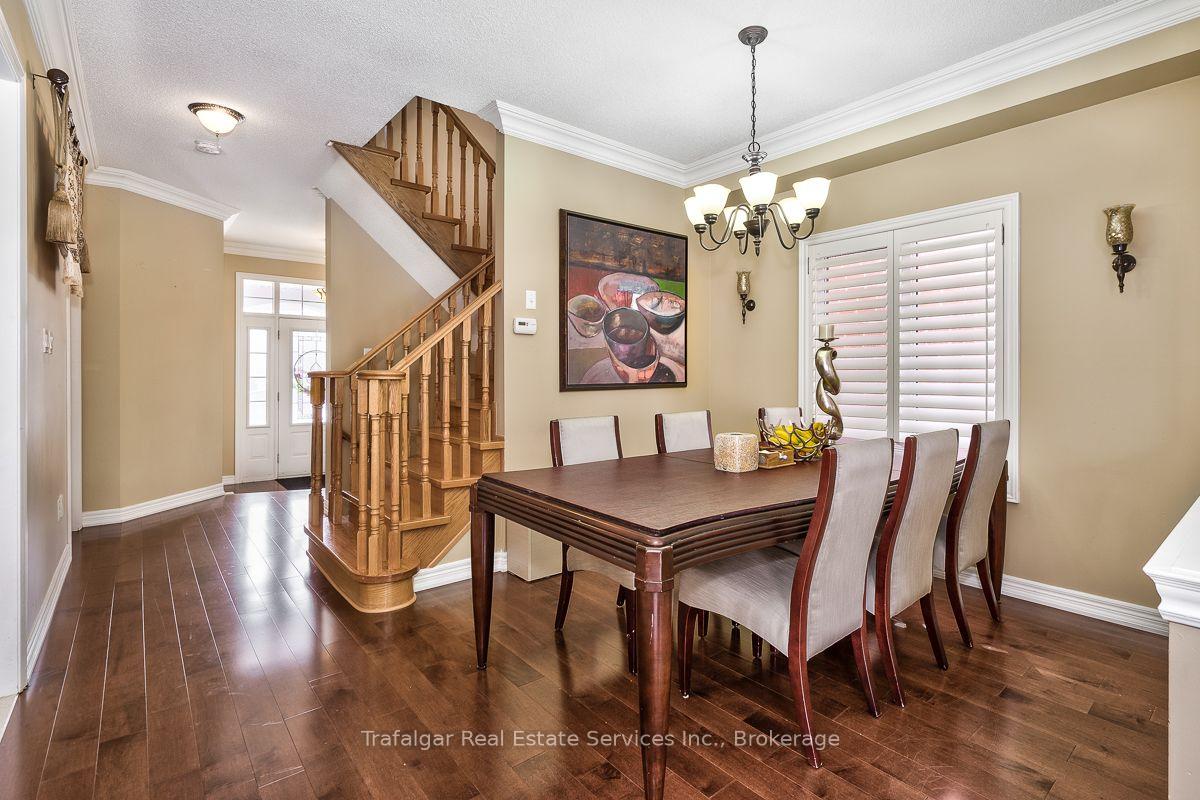 2355 Hilda Drive, Oakville 5